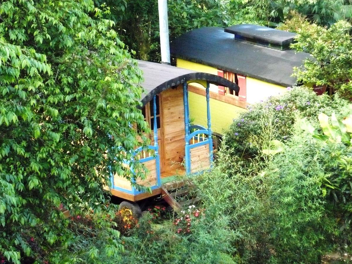 Hosteria La Roulotte - ميندو المظهر الخارجي الصورة